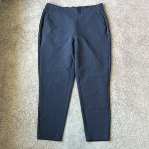 NINE WEST Size L Tapered crop pants with 27” inseam in gray